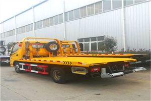 金州附近拖车救援搭电